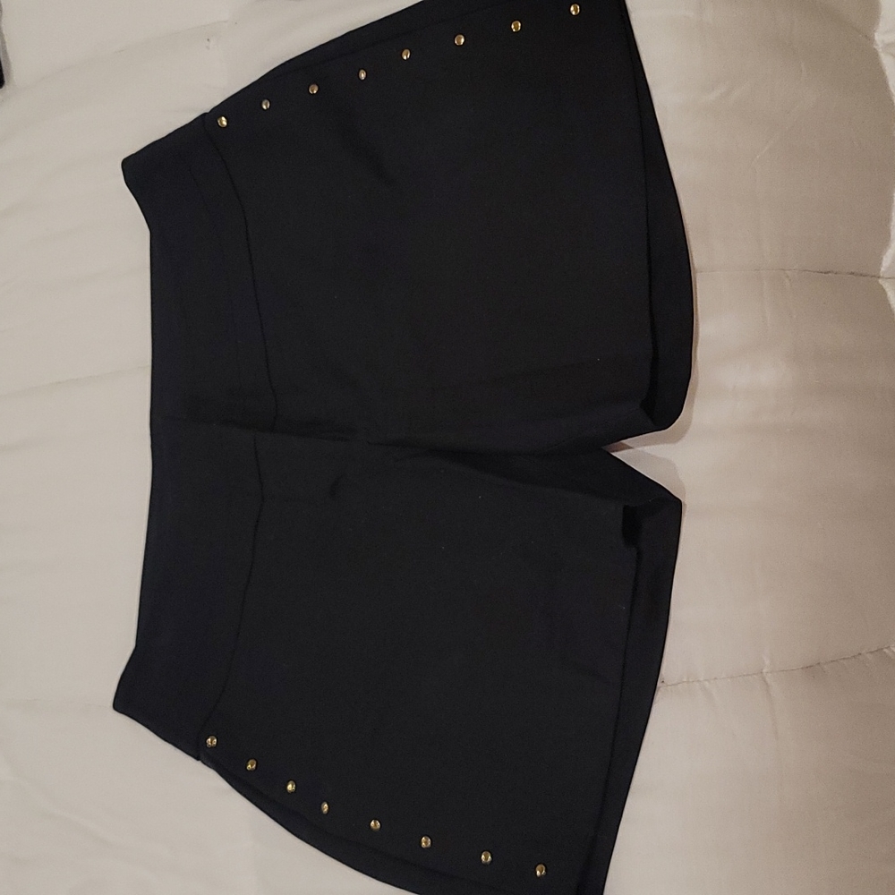 Like New! Worn once black shorts